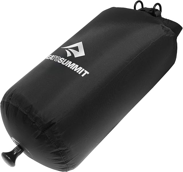 Sacca doccia da campeggio leggera in nylon nero Sea to Summit Pocket Shower con corda per appenderla