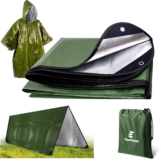 Set E EASTSTORM con telo termico a quattro strati e poncho antipioggia, ripiegato